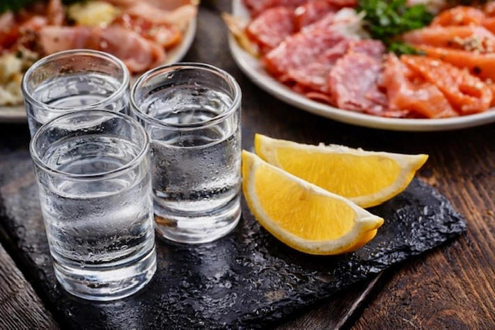 В России водка подорожала на 15% за 2025 год