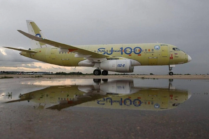 Полностью импортозамещённый SJ-100 успешно завершил испытательный перелёт