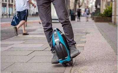 Москвича чуть не убило принесённое с мусорки моноколесо