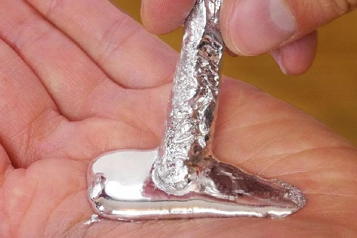 Олово сможет заменить иридий при производстве дисплеев