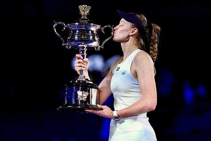 Рыбакина выиграла Australian Open и взяла второй «мэйджор»