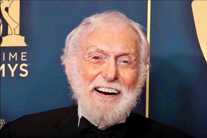 Он отметил столетие чем  всех и удивил