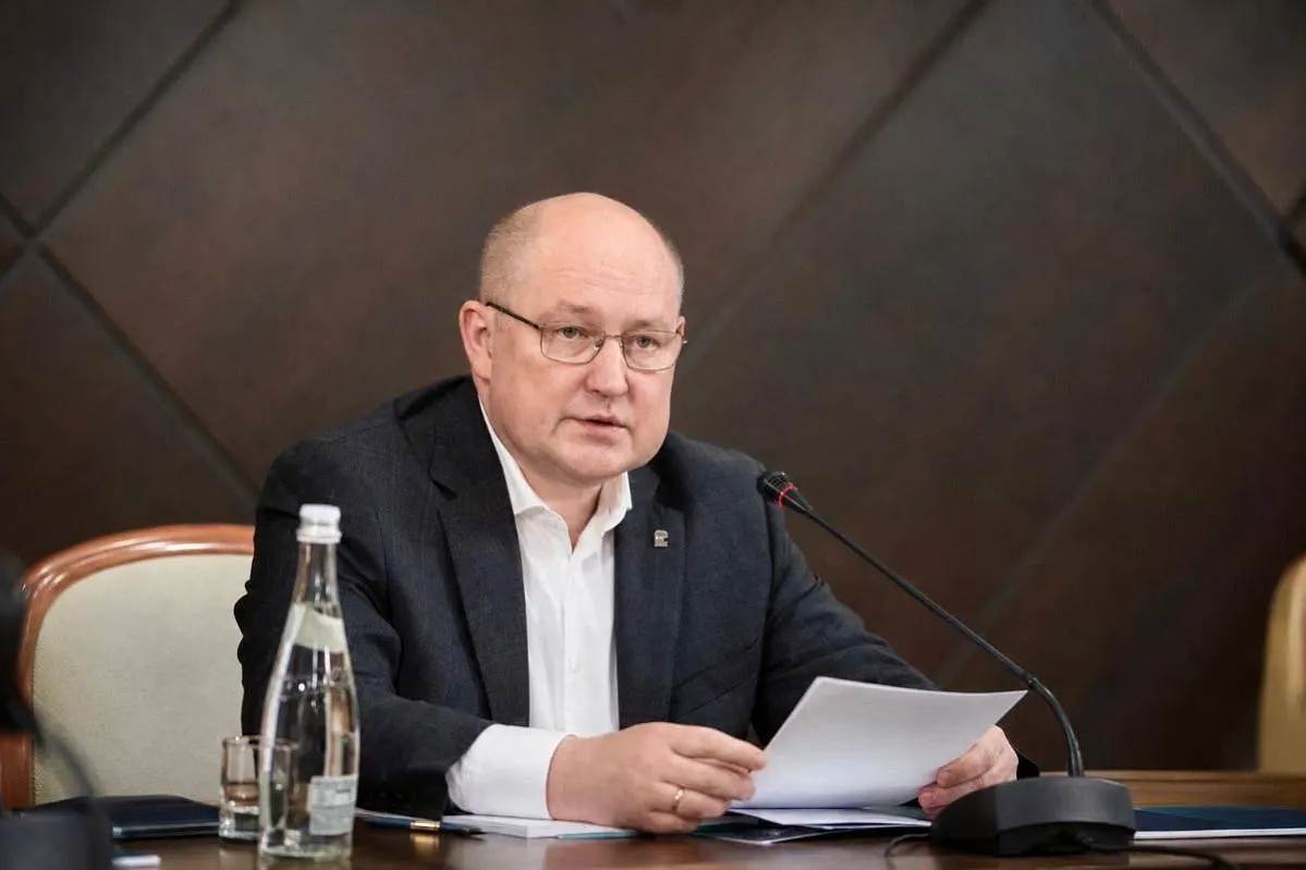 Бензин в Севастополе стал товаром по расписанию
