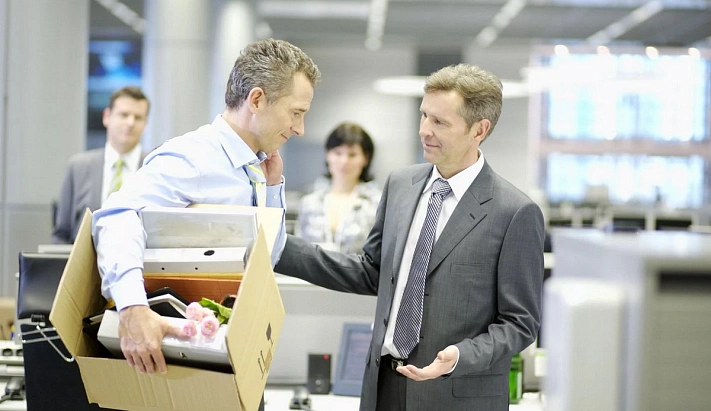 Почему россияне уходят с работы?