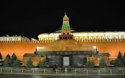 Москвич попытался выкрасть Ленина из мавзолея