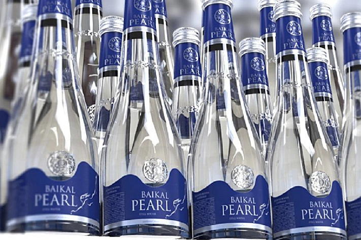 В России заблокировали продажу 112 тысяч бутылок воды Baikal pearl