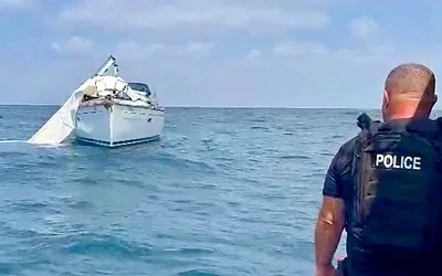 Спасение в море: у побережья Израиля эвакуировали повреждённую яхту с туристами