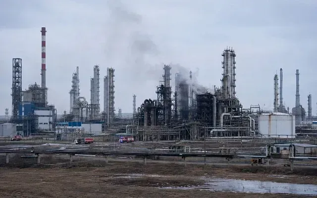 Волгоградский НПЗ остановил переработку