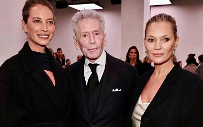 Кейт Мосс и Кристи Тарлингтон повторили культовое фото с Met Gala спустя 30 лет