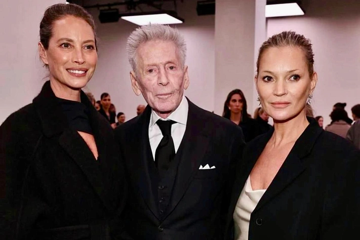Кейт Мосс и Кристи Тарлингтон повторили культовое фото с Met Gala спустя 30 лет