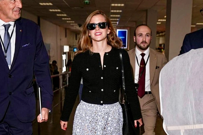 Эмма Уотсон вернулась в Канны и выбрала Chanel вместо Prada