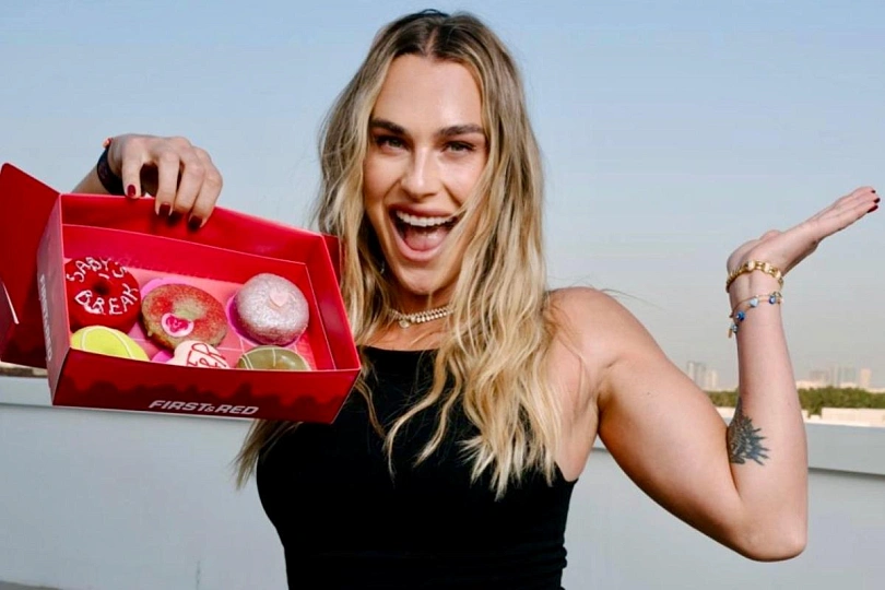 арина соболенко запустила в дубае собственные пончики