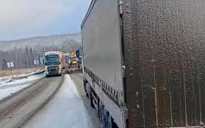 50-километровая пробка на трассе М5 в Челябинской области