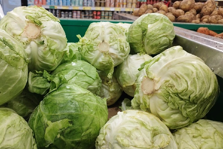 Фрукты и овощи в России продолжают дорожать