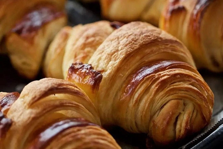 Готовим к завтраку круассаны