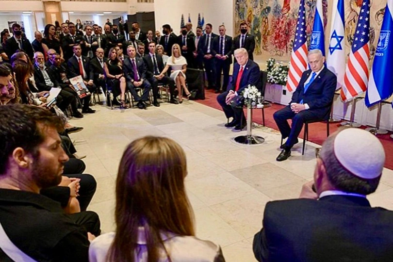 встреча трампа с семьями заложников в кнессете и предложение о помиловании нетаньяху