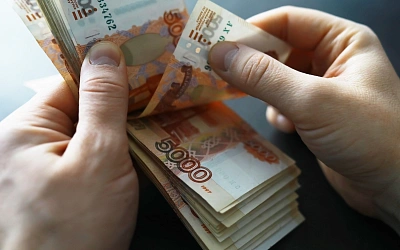 Более половины регионов России столкнулись с дефицитом бюджета