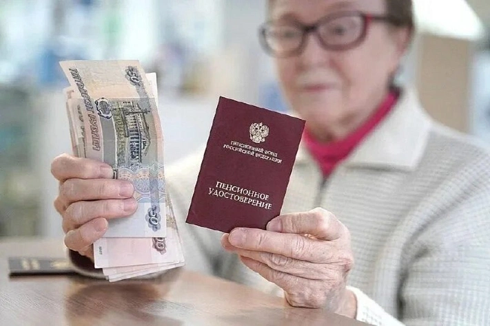 В России досрочно проиндексируют пенсии