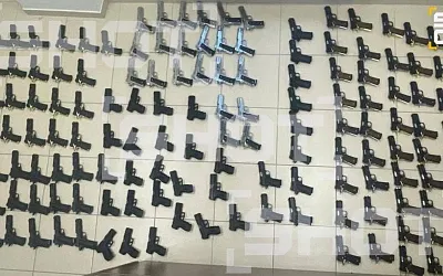 Таможенники задержали партию из 153 пистолетов на границе с Грузией