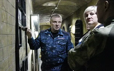 Экс-начальника иркутского СИЗО приговорили к 5 годам колонии за пытки заключённых