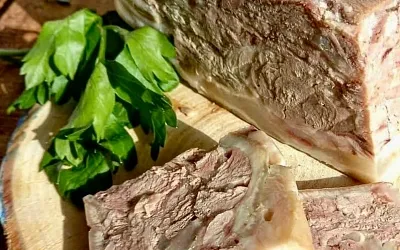 Домашний зельц из свинины: традиционный вкус в каждой ломтике