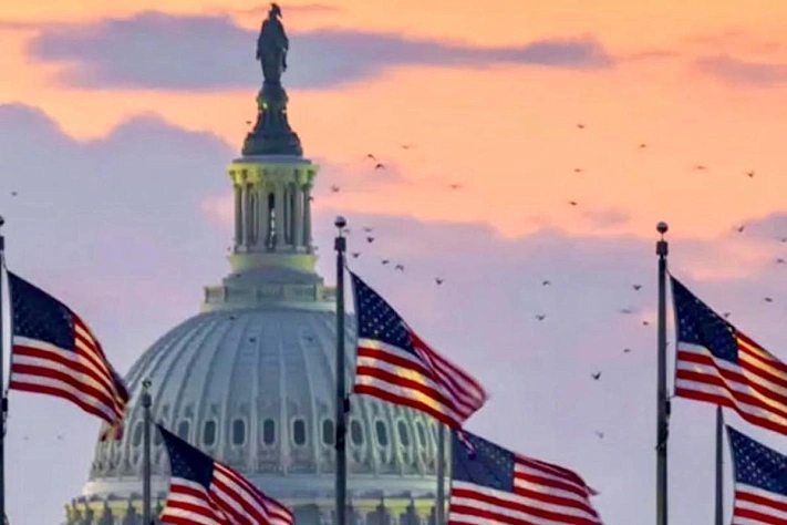 Сотни рейсов отменены в США из‑за приостановки работы