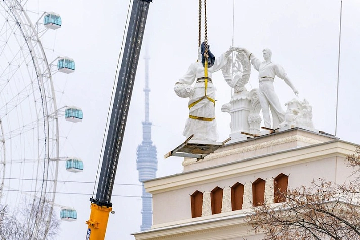 Колхозников вернули на «Химию»