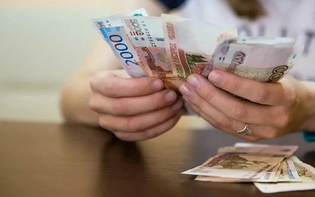 Названы регионы России с самой высокой и самой низкой покупательной способностью зарплат