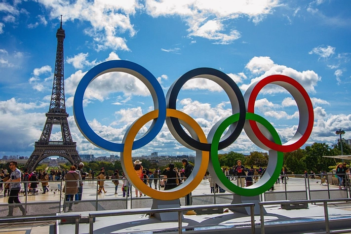 В МОК назвали виды спорта, к которым допущены российские и белорусские спортсмены