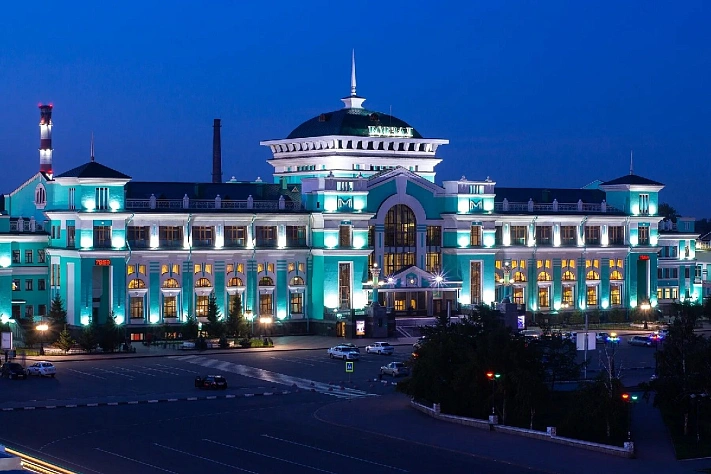 Между двумя азиатскими мегаполисами вновь запустят поезд