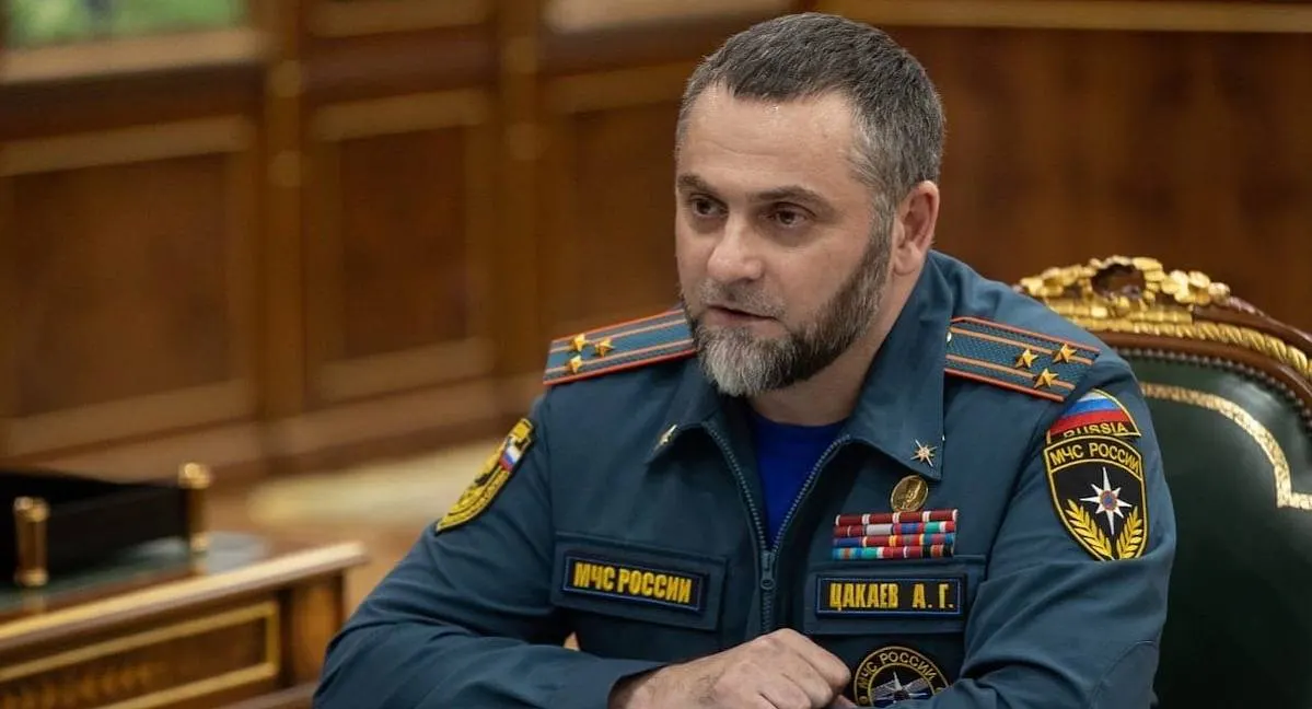 Министра МЧС Чечни жёстко задержали в Дагестане