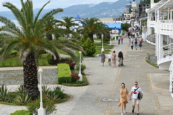 Сочи может потерять летом до миллиона туристов