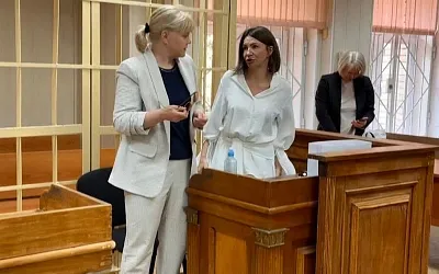 Елену Блиновскую оставили под домашним арестом
