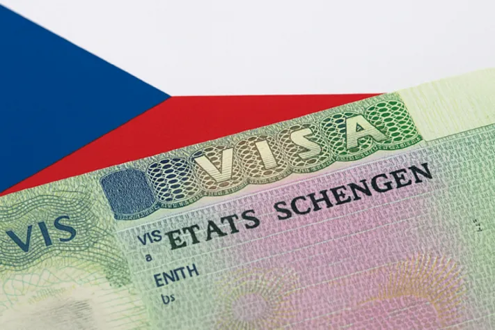 Визовые центры Чехии в России прекратили работу