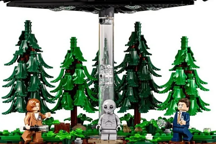 LEGO выпускает набор по «Секретным материалам»