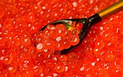 В Сочи мужчина выкрал 100 кг красной икры