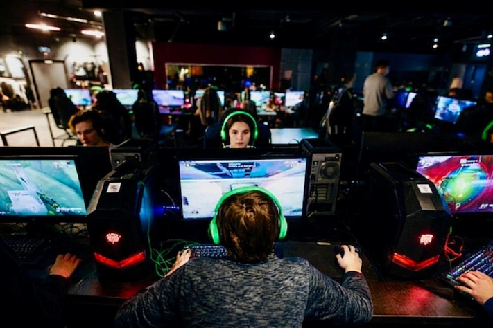 Даже Minecraft попал в новую зону цифровой тревоги