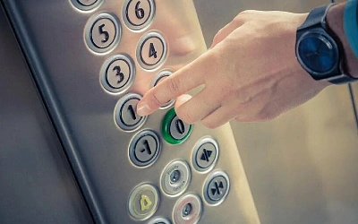 В России резко сократилась закупка лифтов