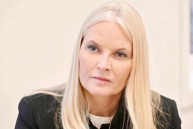 кронпринцесса норвегии прокомментировала переписку с эпштейном