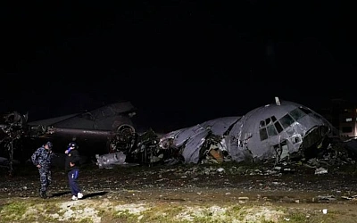 В Боливии разбился военный самолёт с деньгами на борту