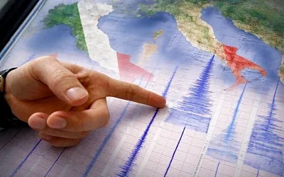 У западного побережья Италии произошло землетрясение магнитудой 6