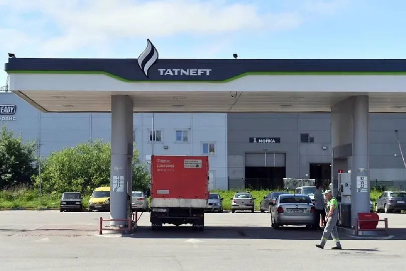 «Татнефть» ввела жёсткие лимиты на топливо в Оренбуржье