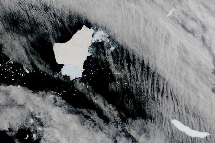 Айсберг А23а потерял статус крупнейшего в мире