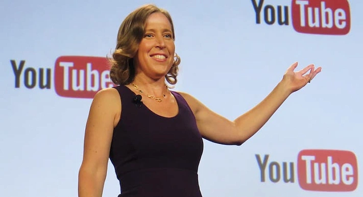 Директор YouTube написала заявление по собственному