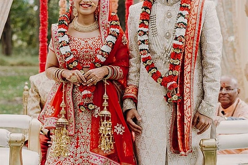  В Индии мужчина решил улучшить улыбку накануне свадьбы и умер во время операции